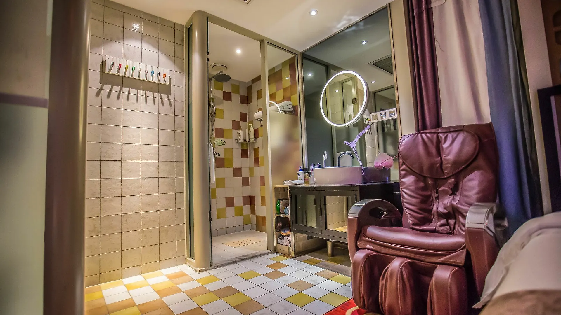 Blue Magpie Hotel Xigong Flagship Luoyang  3*, Luoyang (Henan)
